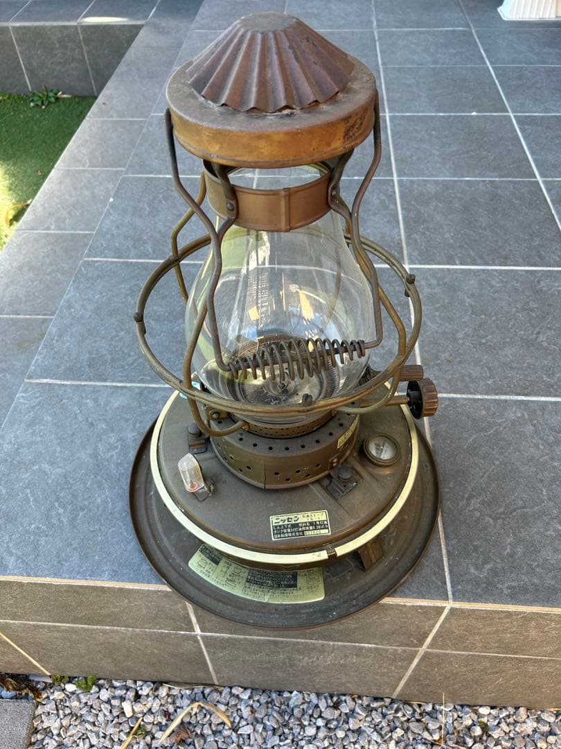 ニッセン（日本船燈／NISSEN）製の石油ストーブ（古型・芯式）