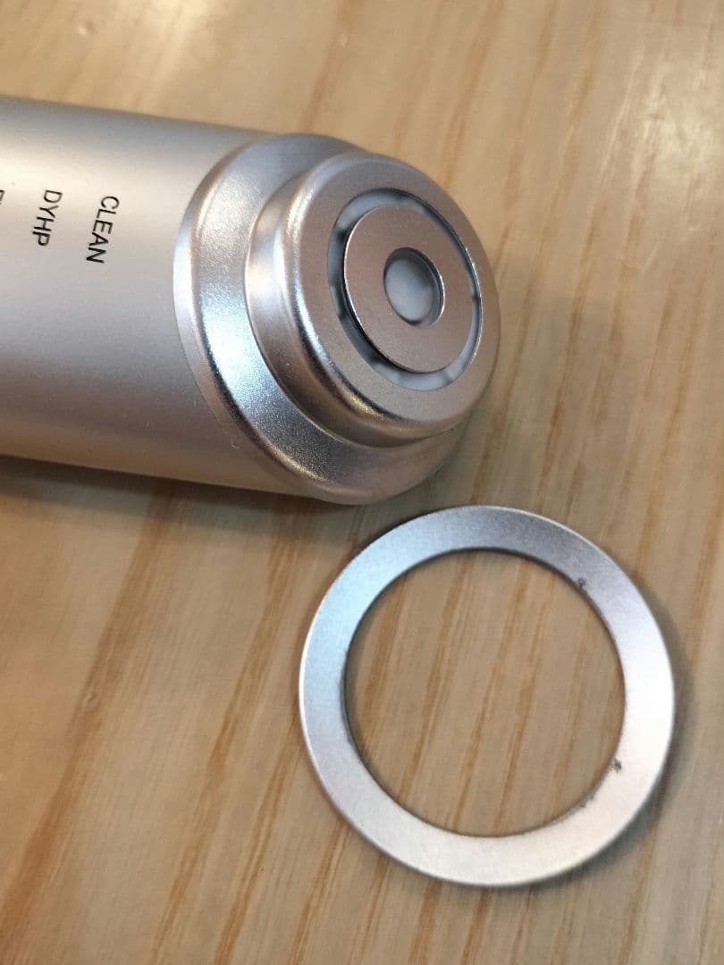 YA-MAN美顔器　フォトプラスシャイニーネオ