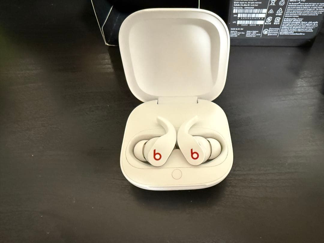 Beats fit pro ワイヤレスイヤホン ホワイト ビーツ