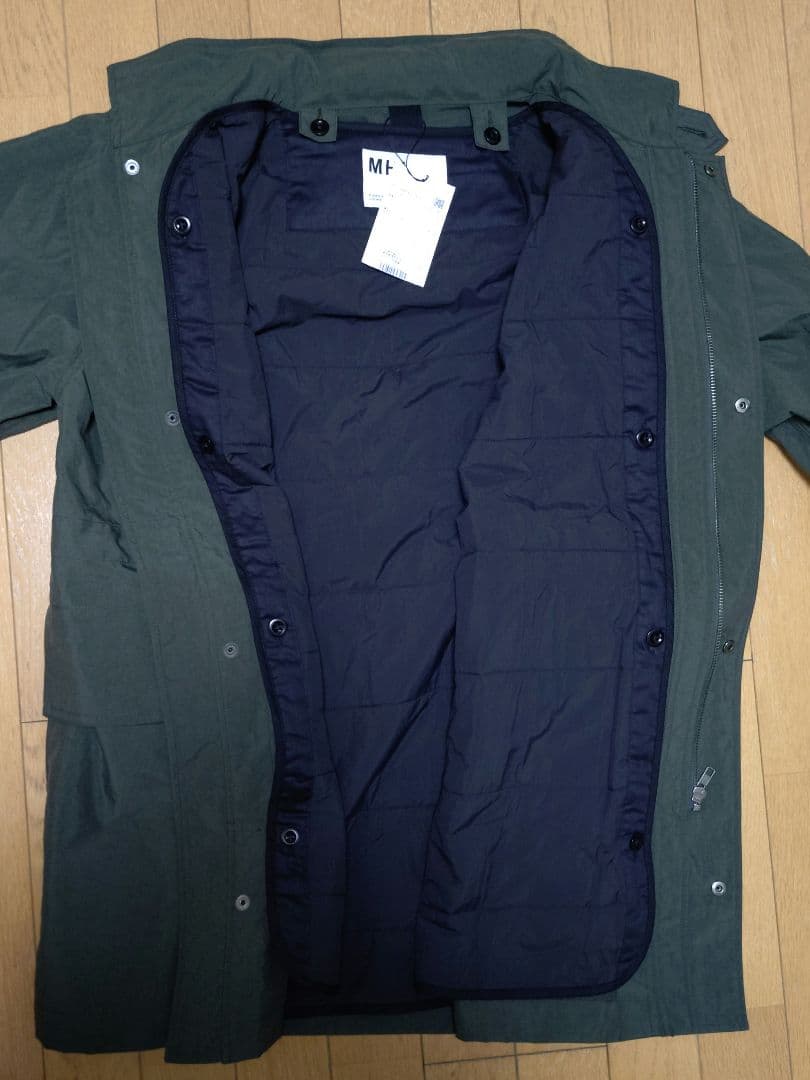 24AW MHL. スタンドカラー モッズコート カーキ S