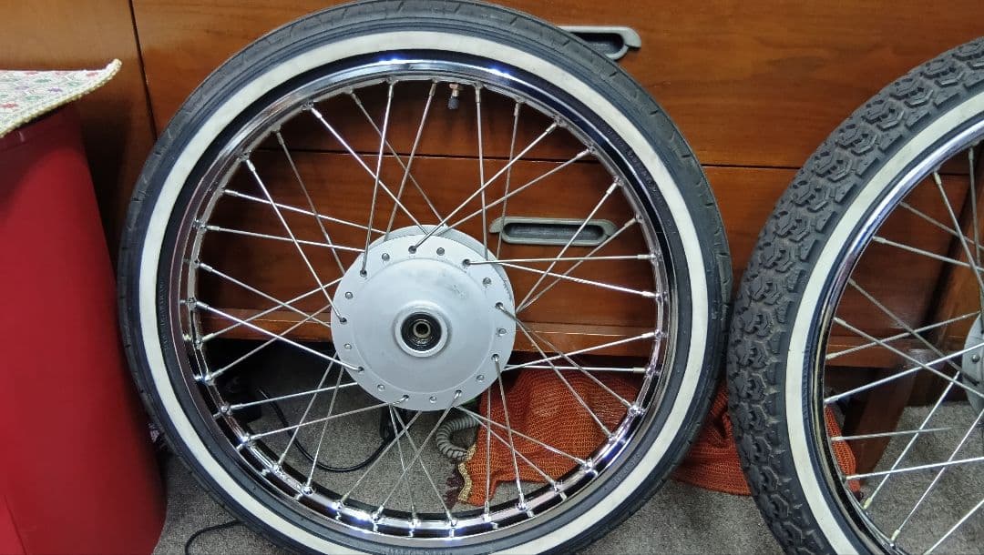 スーパーカブ純正・C70から外し・タイヤ前後セット・チューブ・リムバンド新品