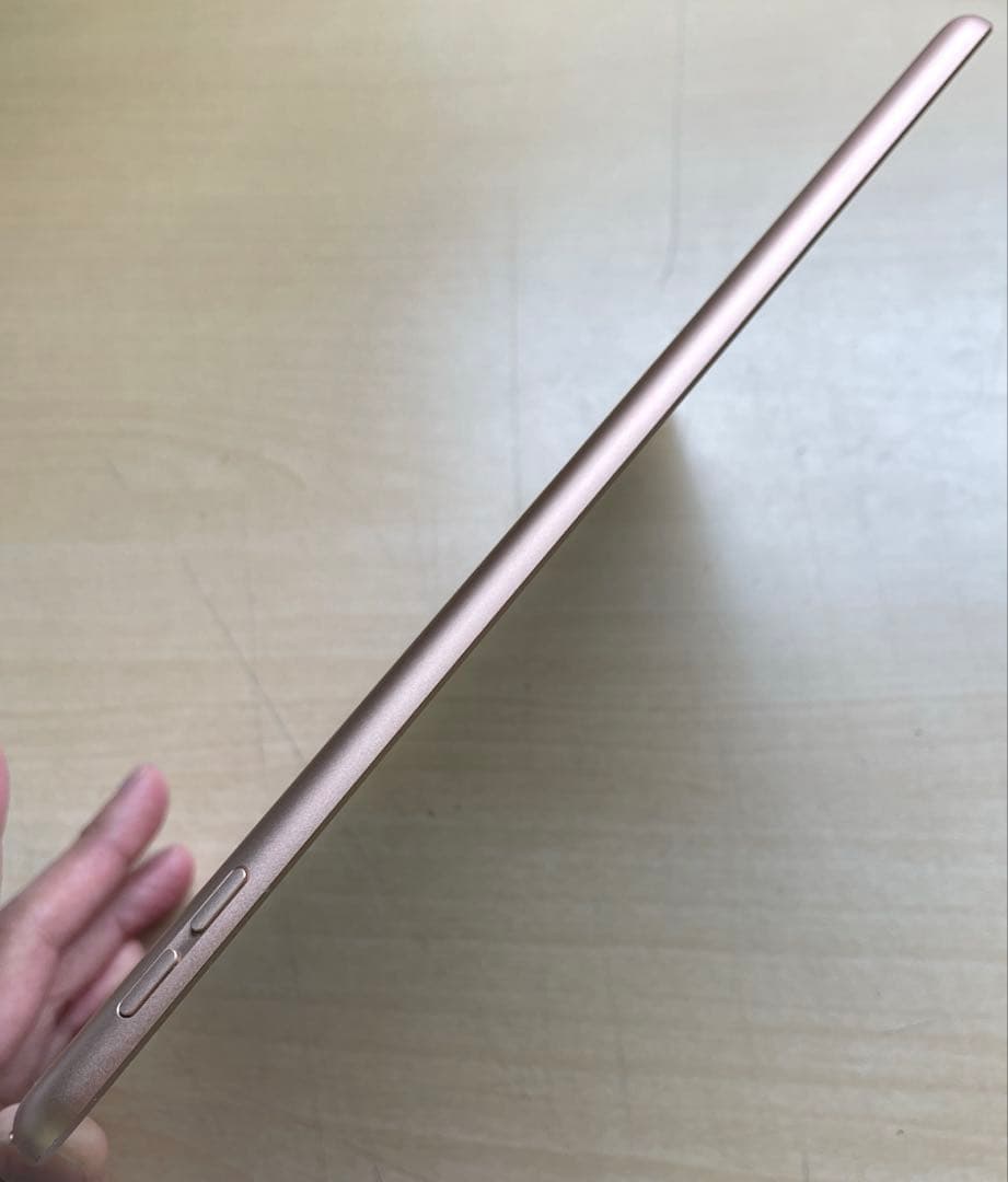 iPad 第7世代　A2197 Wi-Fi　ゴールド　128GB 超美品　#2
