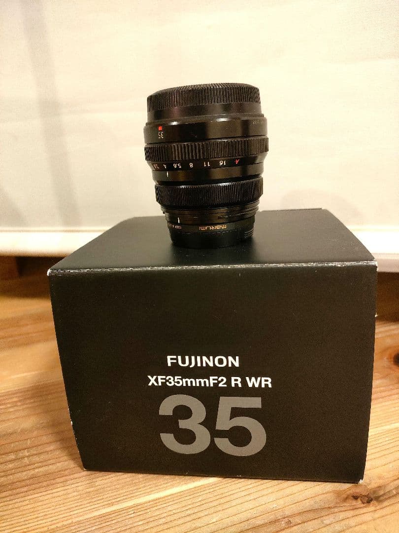 富士フイルム　XF35mmF2R WR