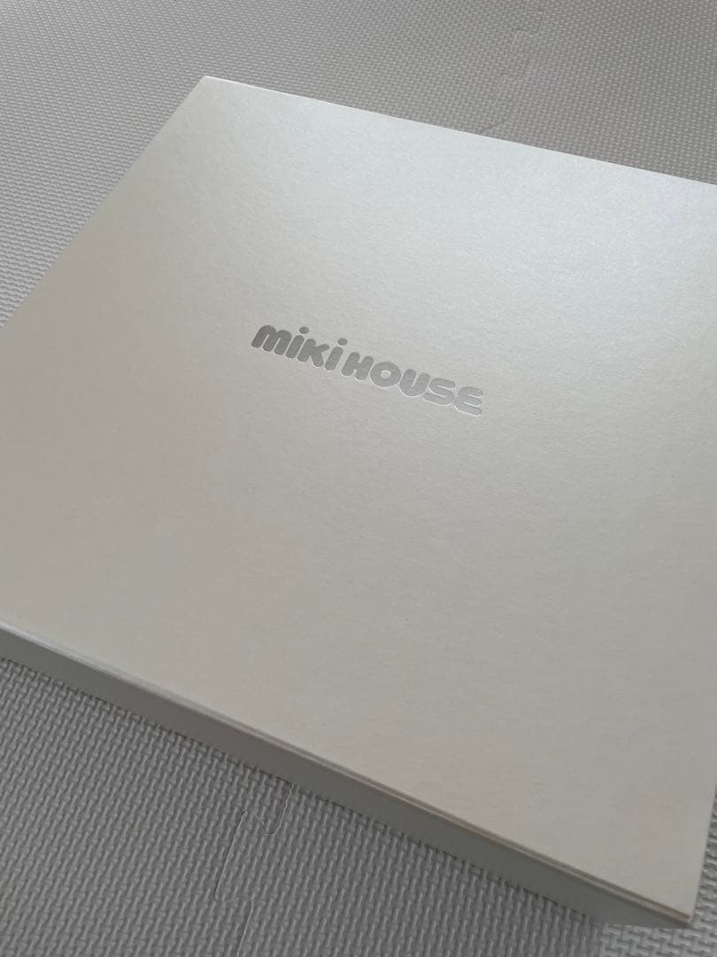 ミキハウス マイクロファーカバーオール ベージュ おもちゃ付き