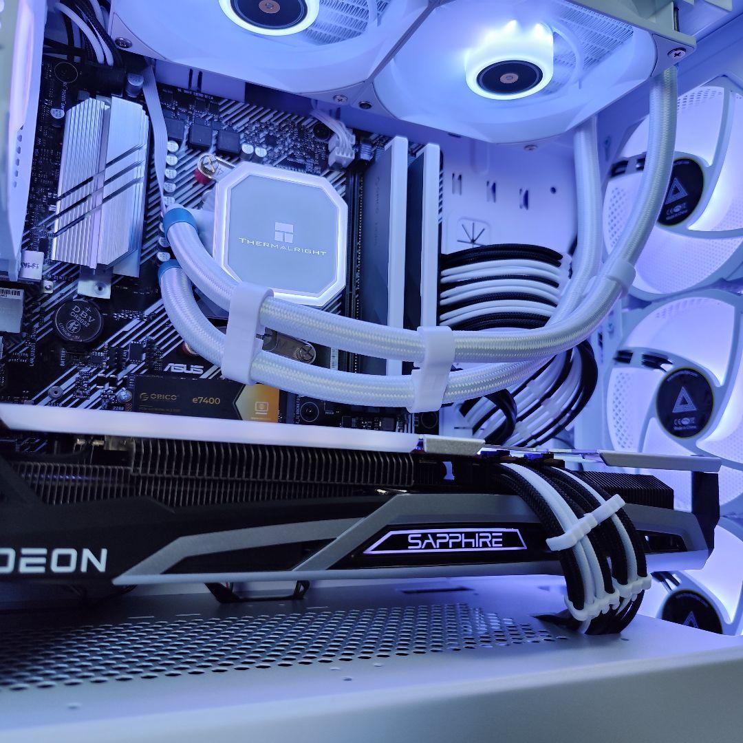 ム*シ様 MONTECE AIR100/Ryzen7 5700X/RX6700X