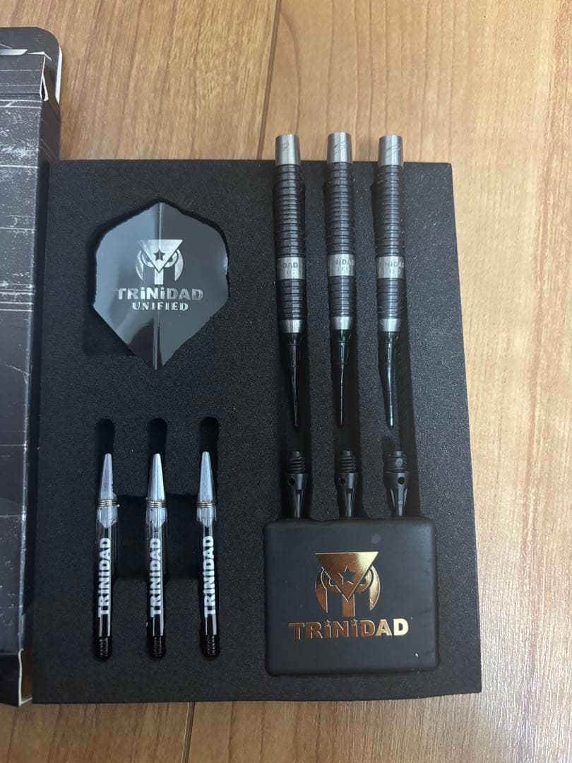 TRiNiDAD LAZYZERO 松吉輝宗 選手モデル