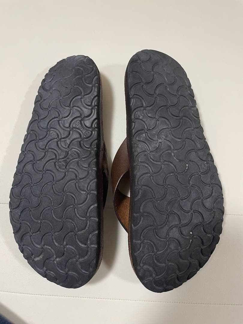 JUTTA NEUMANN サンダル