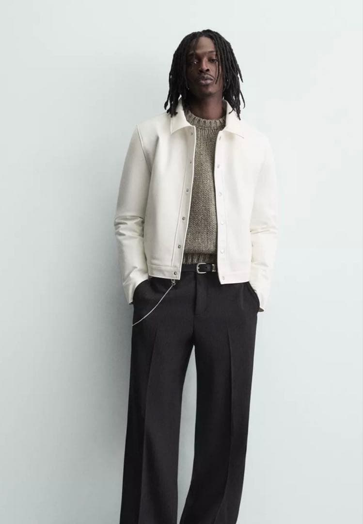 ZARAホワイトレザージャケット