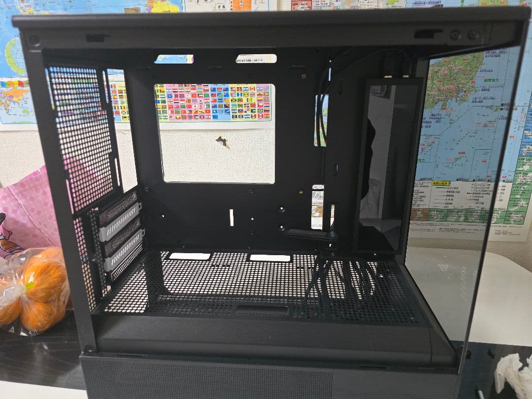 Zalman P10 matxPCケース+8.8inchモニター付(別途購入品)