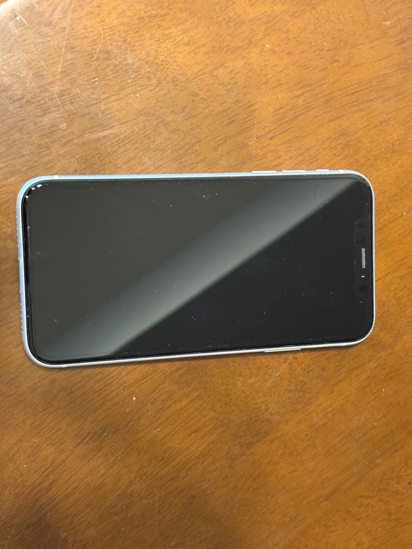 【新品イヤホン・充電器付・箱付き】Apple iPhone XR 本体 ホワイト