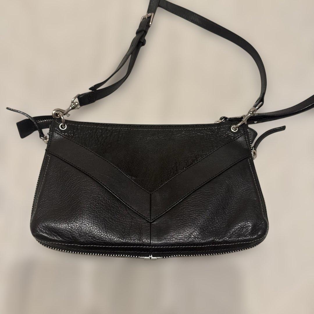 極美品　本革　DIESEL ブラックレザーショルダーバッグ