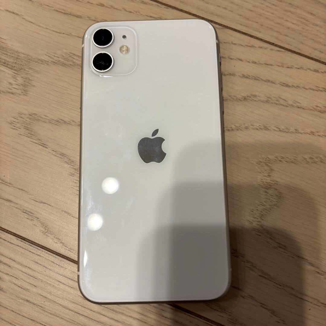 iPhone 11 64GB ホワイト 本体　SIMフリー
