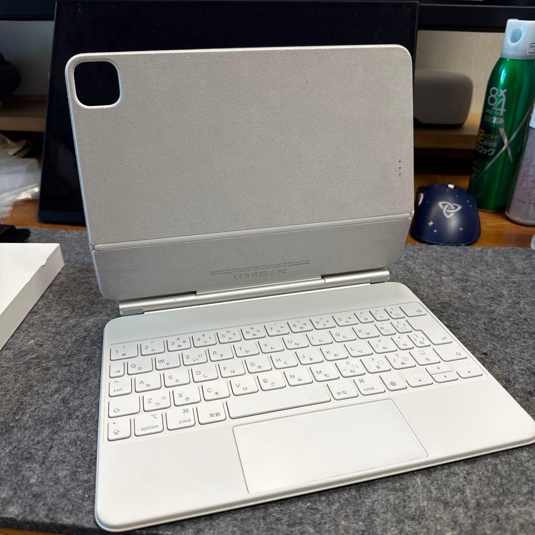 Apple純正 Magic Keyboard 11インチ MJQJ3J/A 白