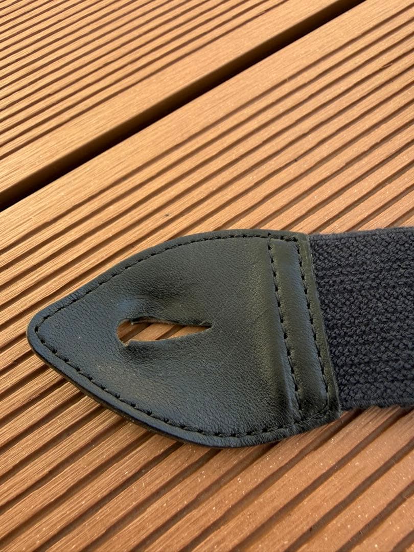 ナイジェル・ケーボン サスペンダーネイビー