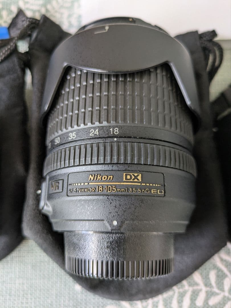 NIKON　D90　レンズ２個セット