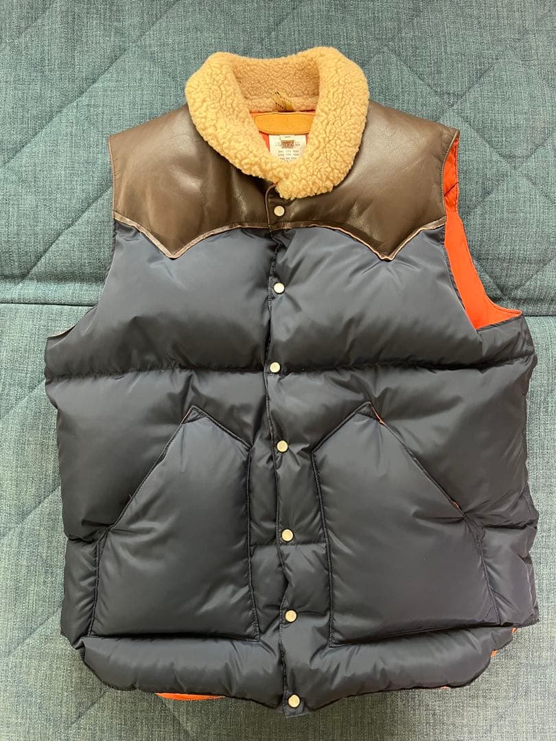 ダウンベスト ネイビー/ブラウン ボア襟付き