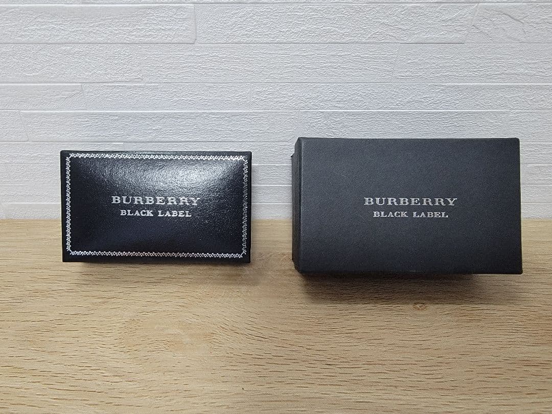 【BURBERRY BLACK LABEL】