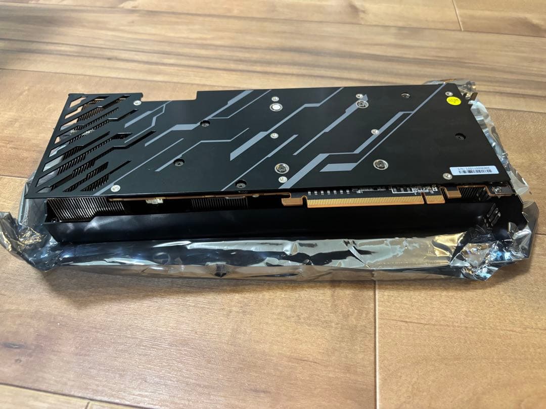 AMD Radeon グラフィックボードRX6800