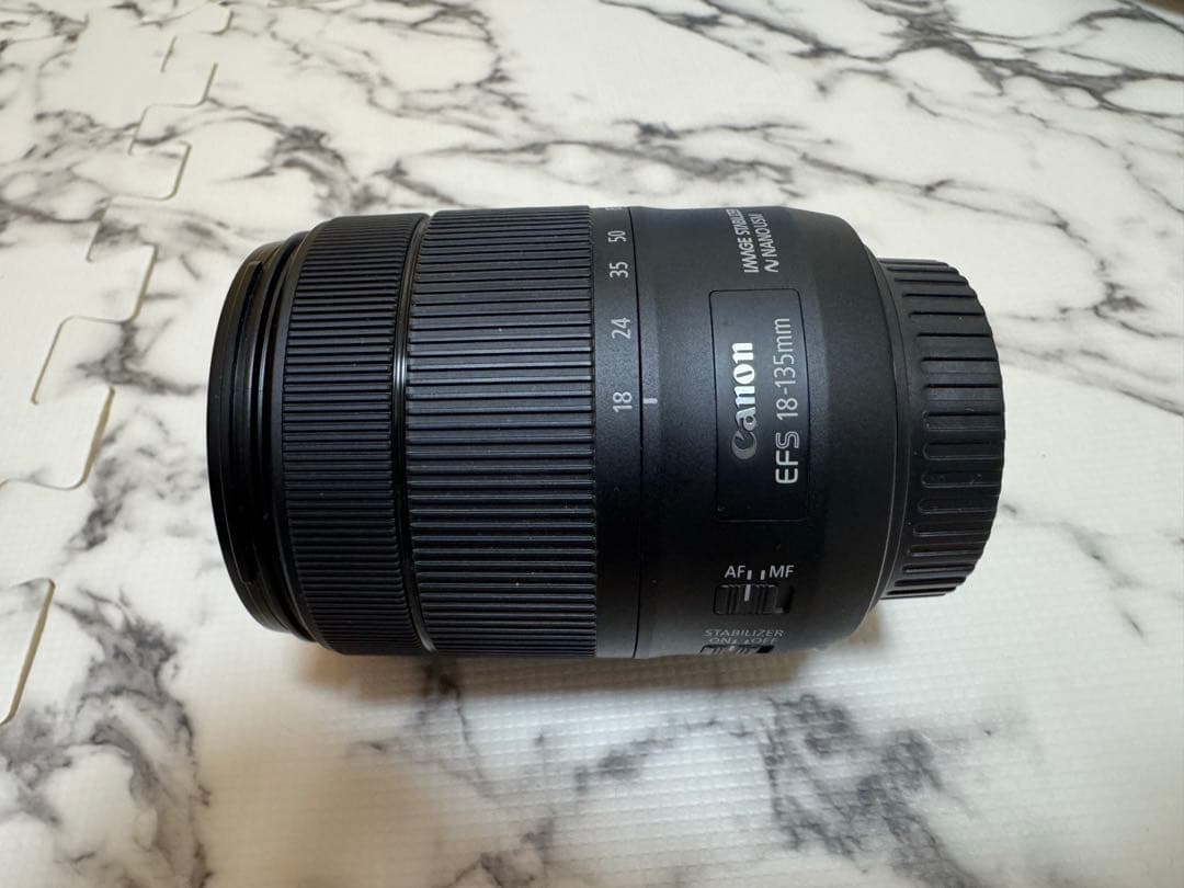 Canon ズームレンズ EF-S 18-135mm