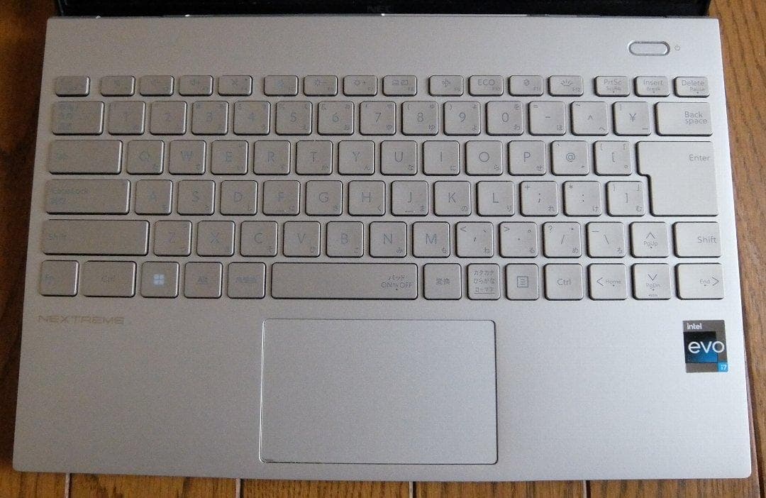 NEC LAVIE NEXTREME Carbon XC950FAG 中古美品