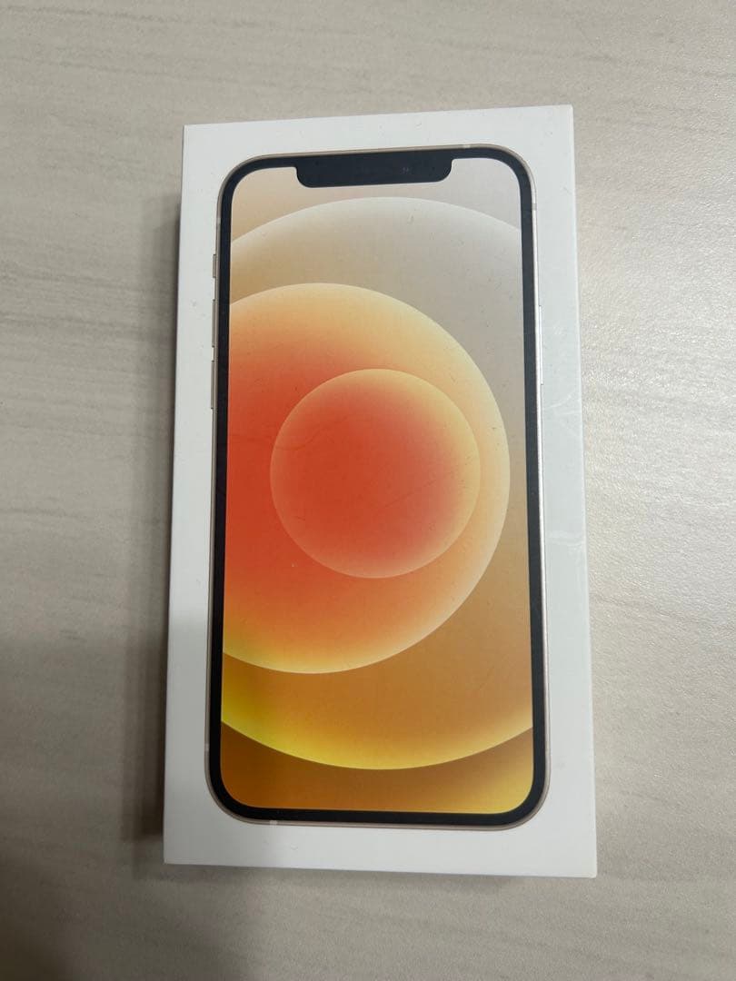 Apple iPhone 12 ホワイト 本体のみ（箱付き）