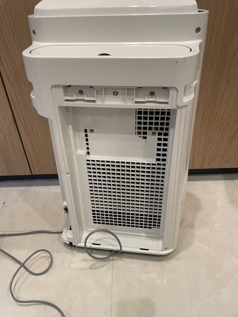 シャープ 加湿空気清浄機 KC-L50-W 2021年袋