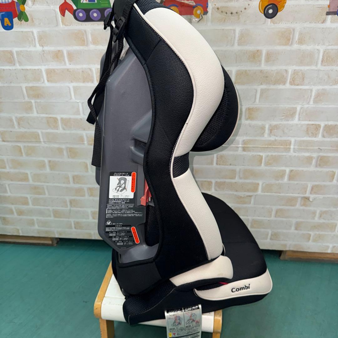 コンビ　ジュニアシート　ジョイトリップEG GA 1才から