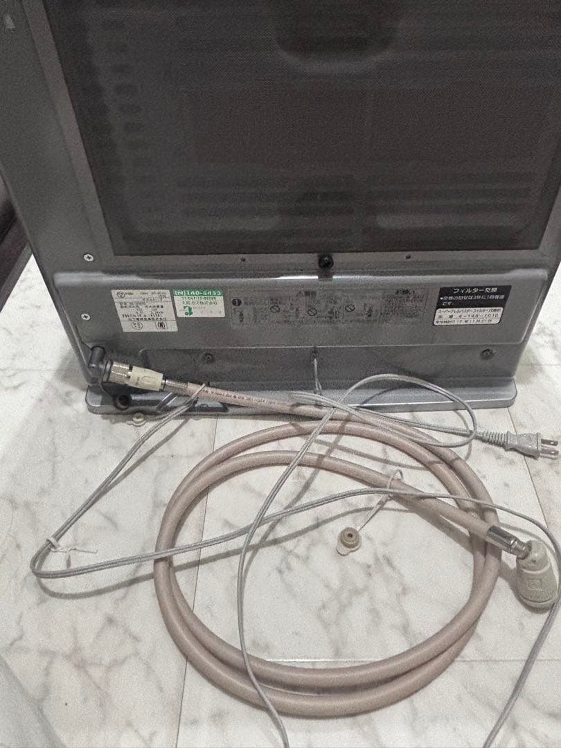 ガスファンヒーター 透明ガラスデザイン