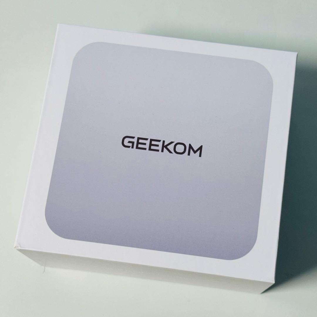 【美品】小型PC GEEKOM A6 AMD Ryzen 7 6800H搭載