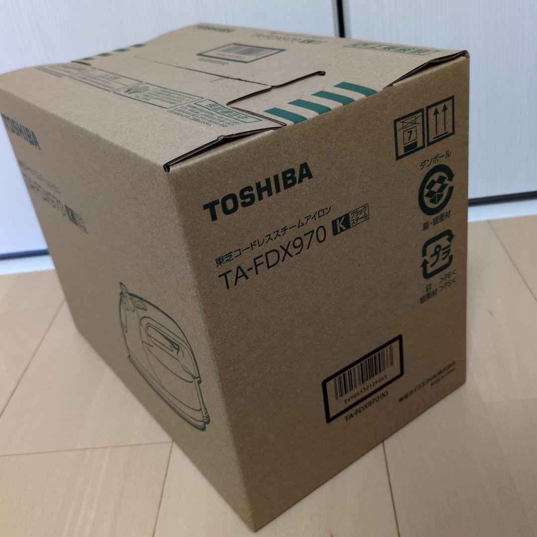 【新品未開封】TOSHIBA コードレススチームアイロン TA-FDX970 K