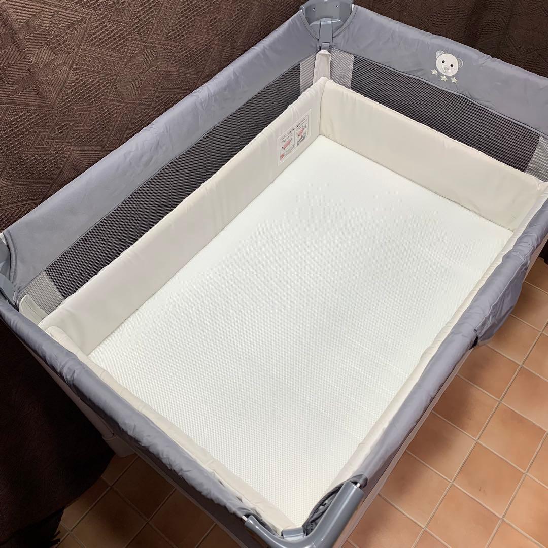 【美品】【現行最新モデル】アップリカ ココネルエアー ベビーベッド