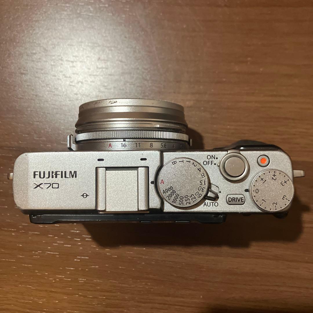 デジタルカメラ Fujifilm X70