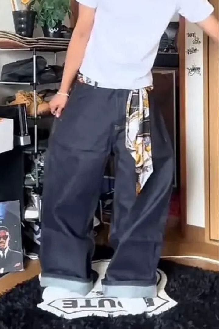 即完売品　menes リジットバギーデニム　インディゴ