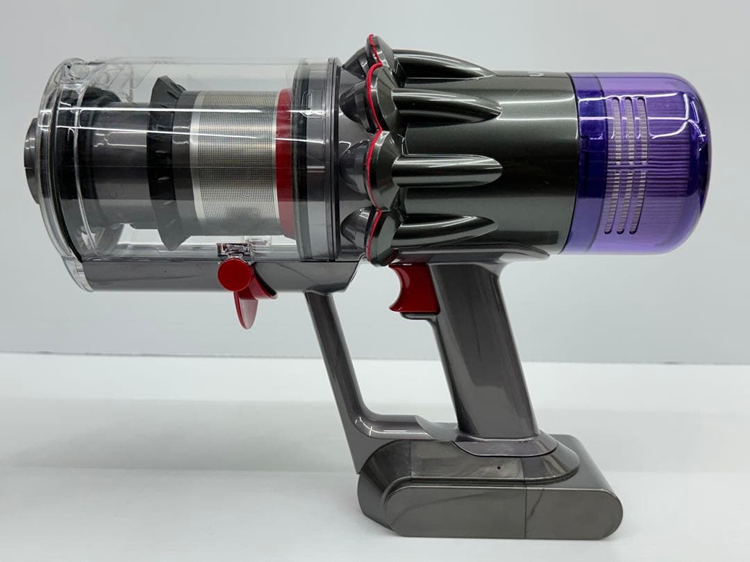 ダイソン掃除機　dyson デジタルスリムV8 SV18 本体純正バッテリー付き