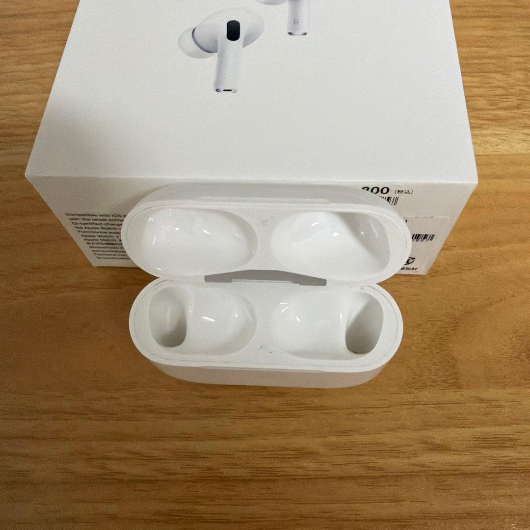 AirPods Pro (第2世代) 本体 + イヤーチップ