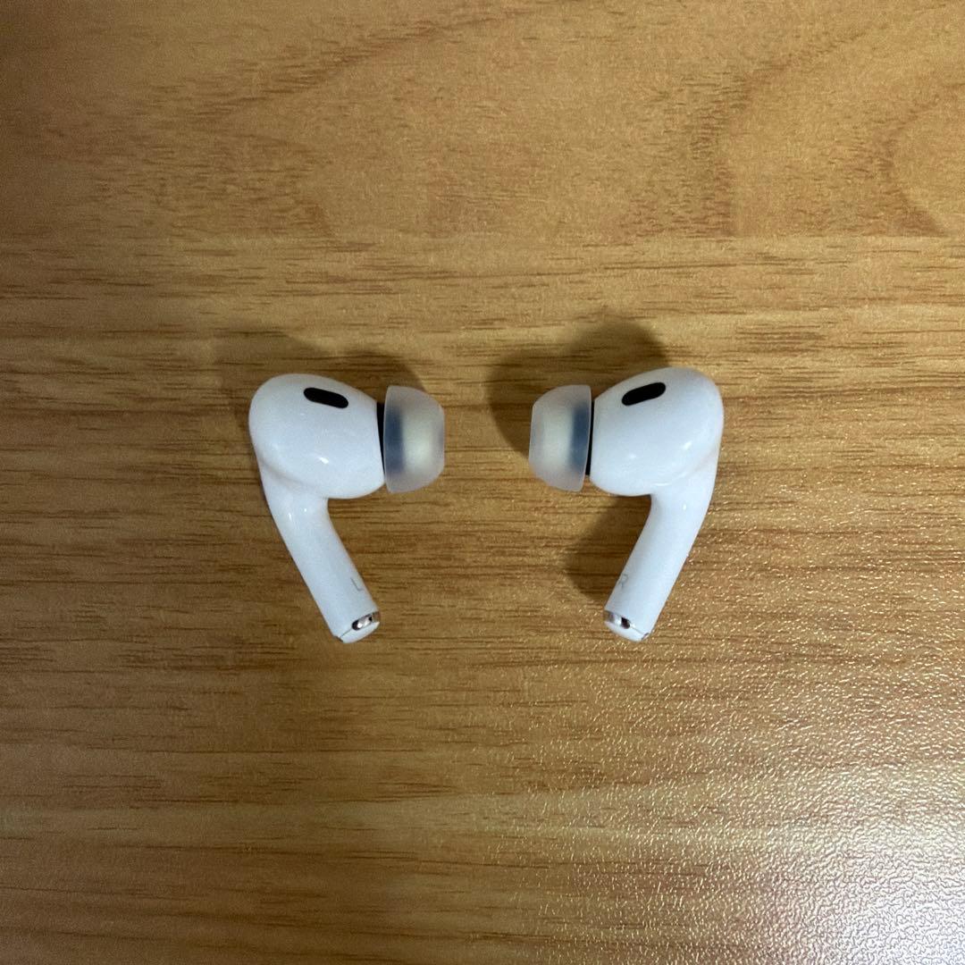 AirPods Pro (第2世代) 本体 + イヤーチップ