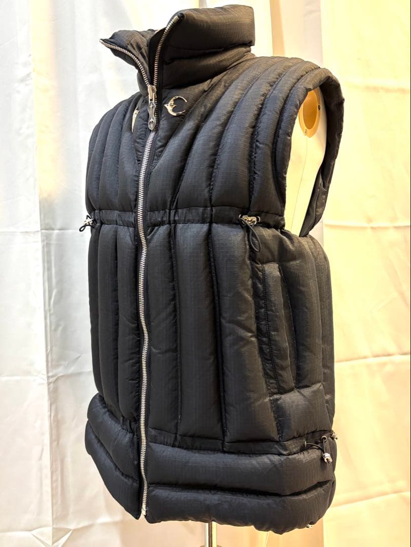 【超美品】THUG CLUB ナイロンダウンベスト ブラック