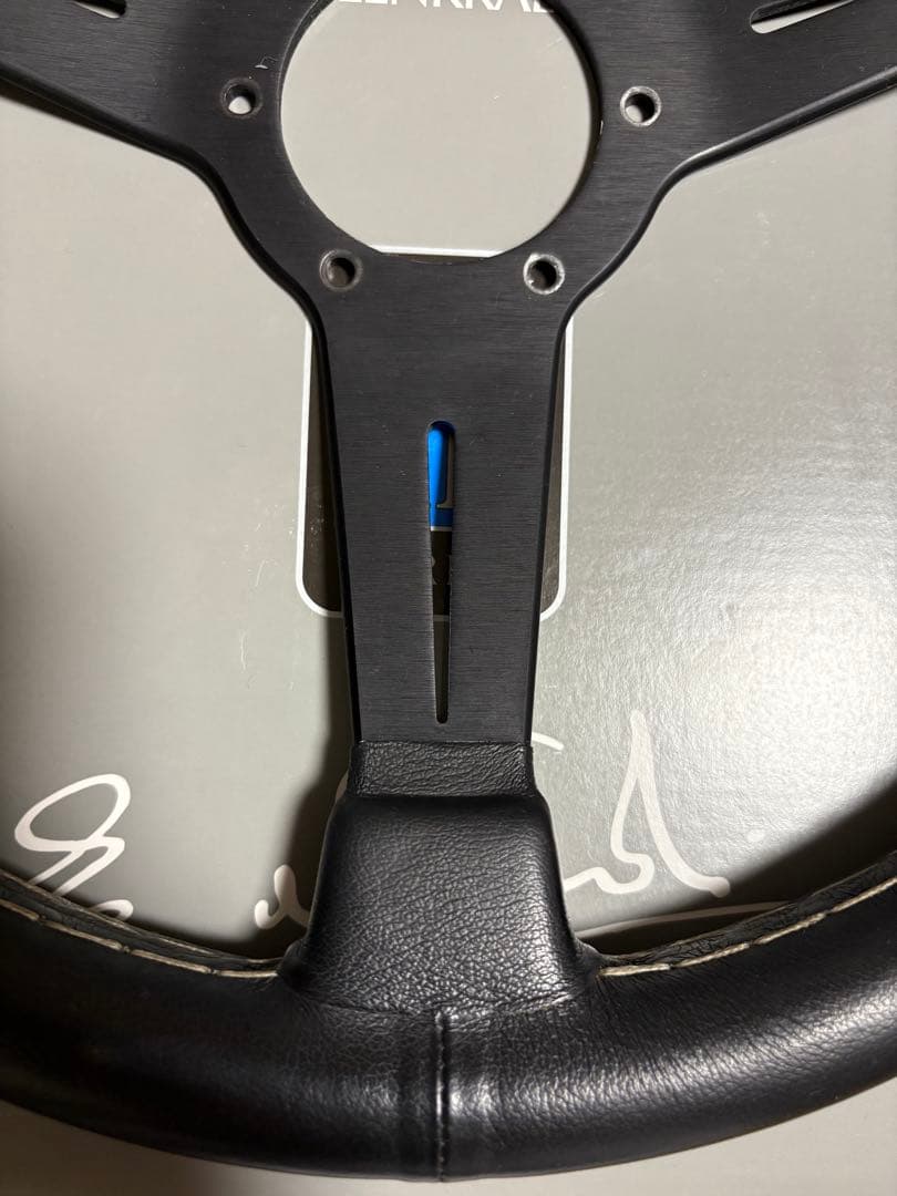 ナルディ　クラッシック　ブラックスポーク　ステアリング 36センチ