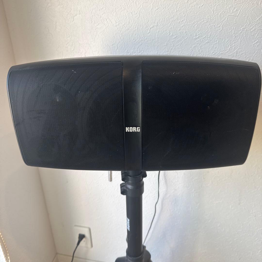 スタンド付き　KORG スピーカー ブラック 二つのユニット