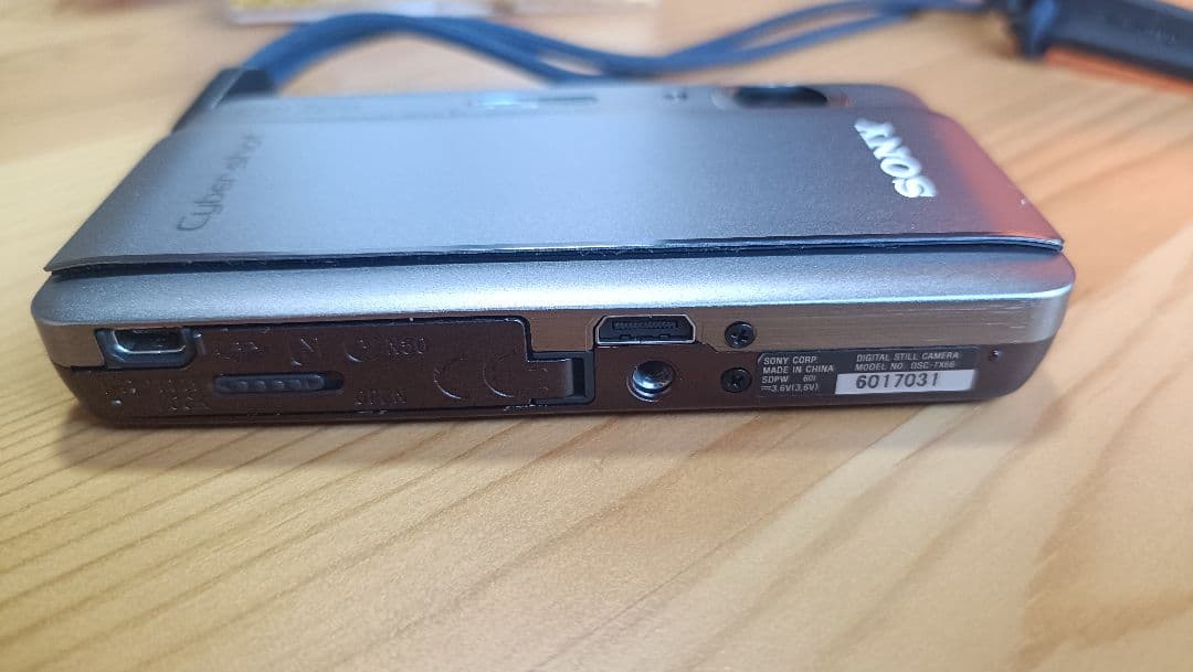 ☆Putri Refa Refianti様 DSC-TX66コンデジ現状品☆