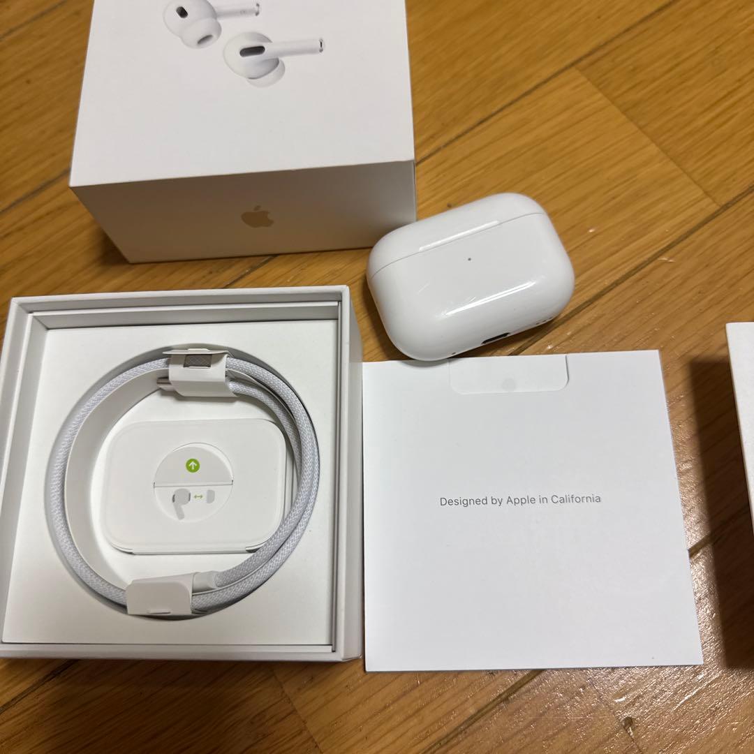 AirPods Pro2世代ケース ケーブル ※右イヤホン有り
