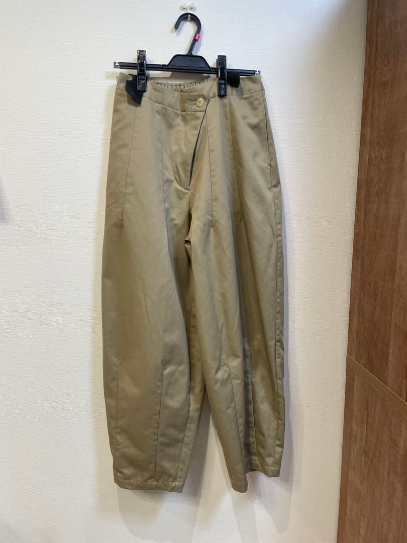 Nala チノパン　Ｌサイズ