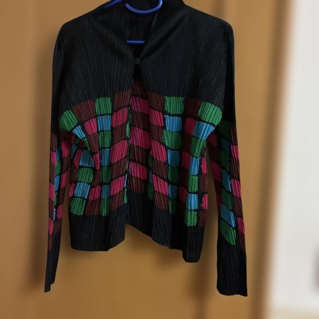 イッセイミヤケ　未使用品　カーディガン