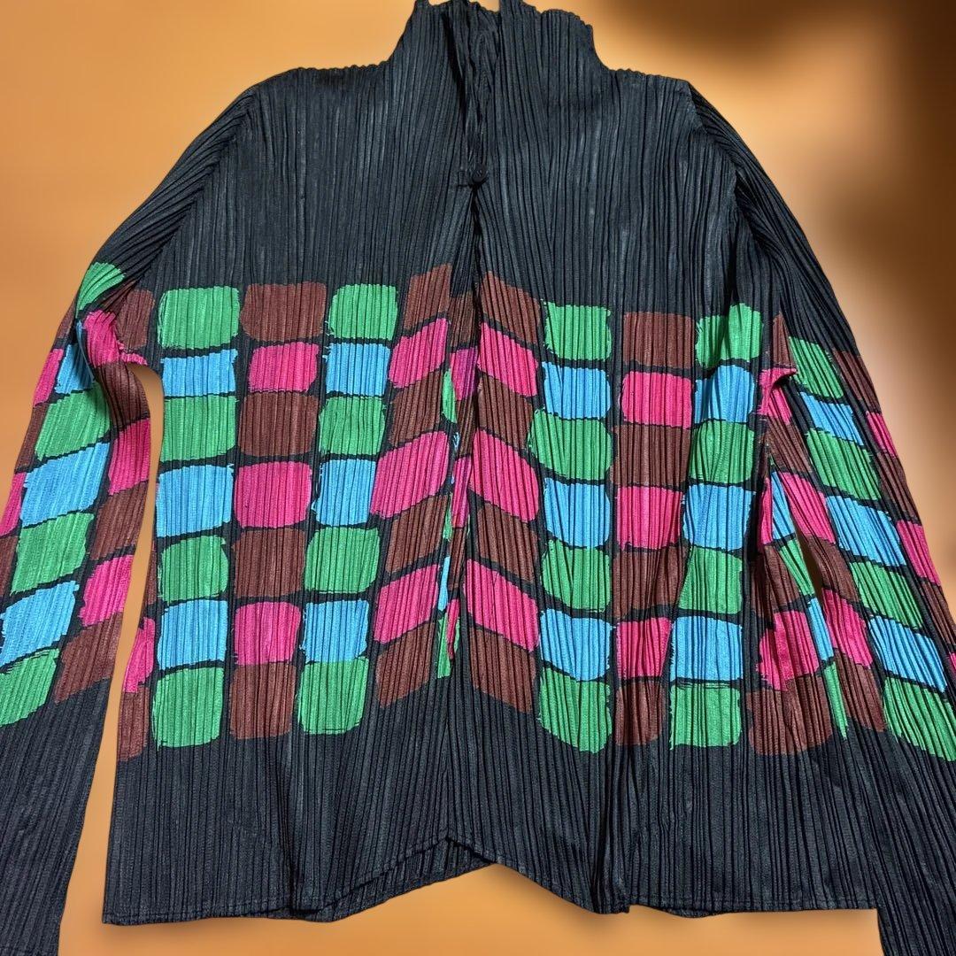 イッセイミヤケ　未使用品　カーディガン