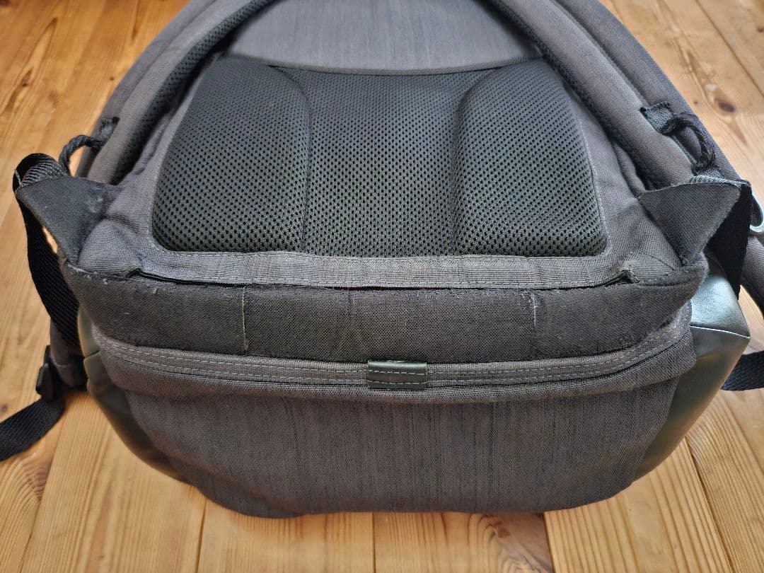 TUMI（トゥミ）ビジネス リュック グレー