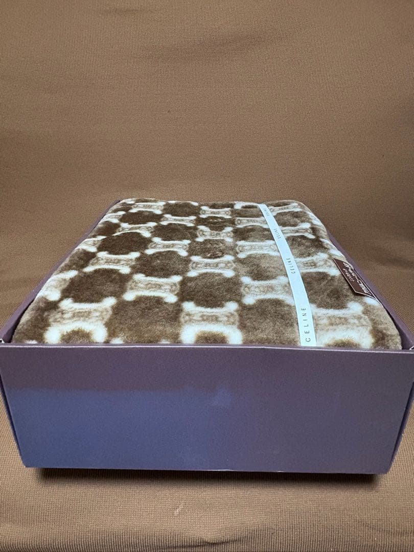 未使用　CELINE ミンクタッチ