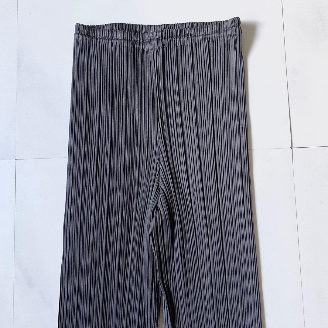 プリーツプリーズ イッセイミヤケ プリーツパンツ サイズ2 チャコールグレー