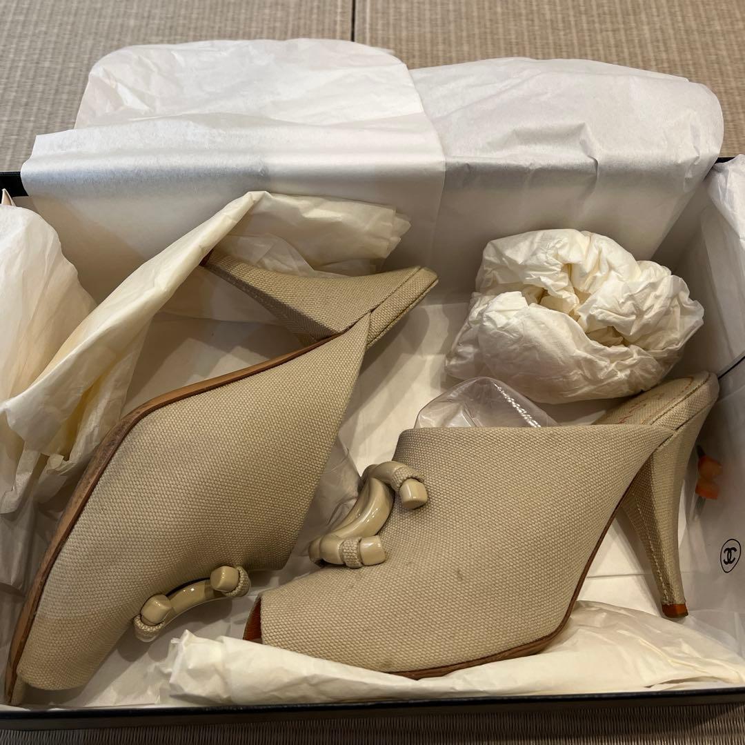 CHANEL ベージュ ミュール