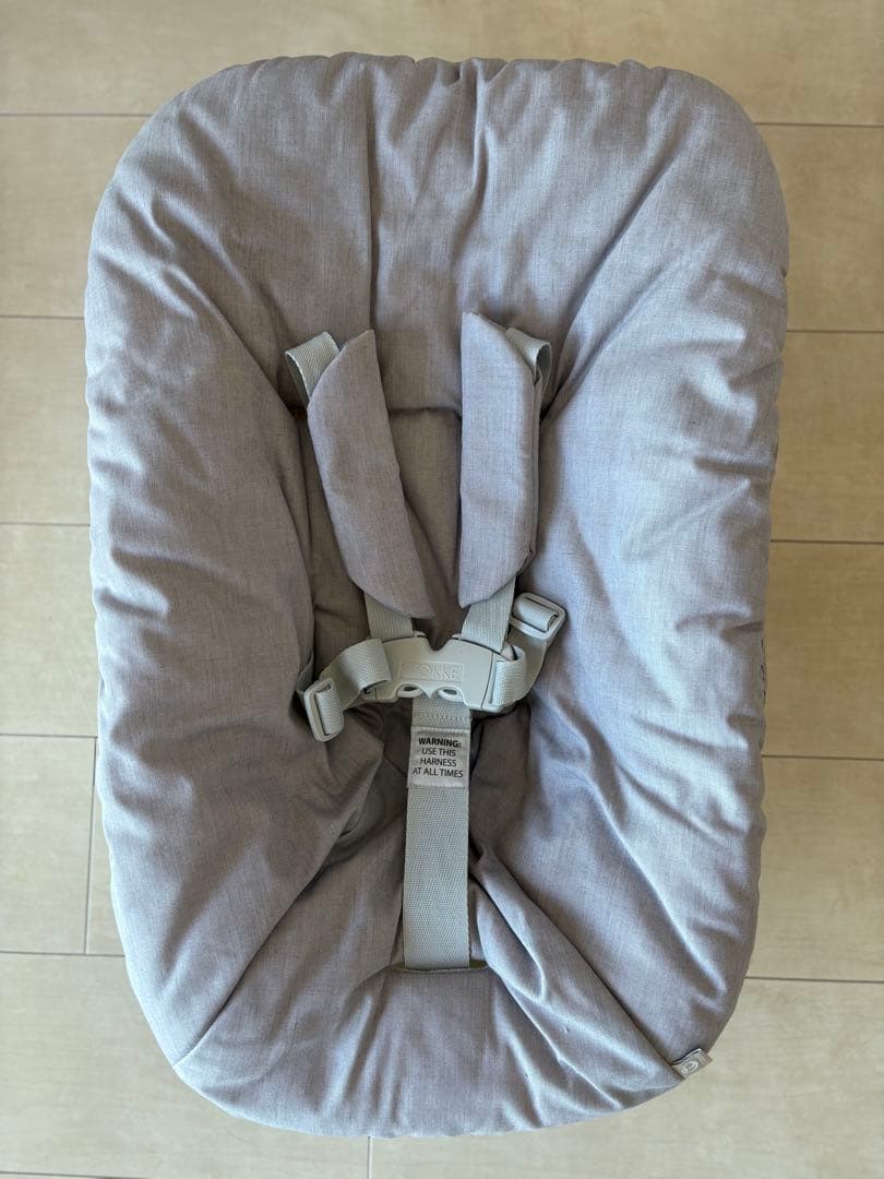 【新品ほぼ未使用】STOKKE TRIPP TRAPP® NEWBORN SET