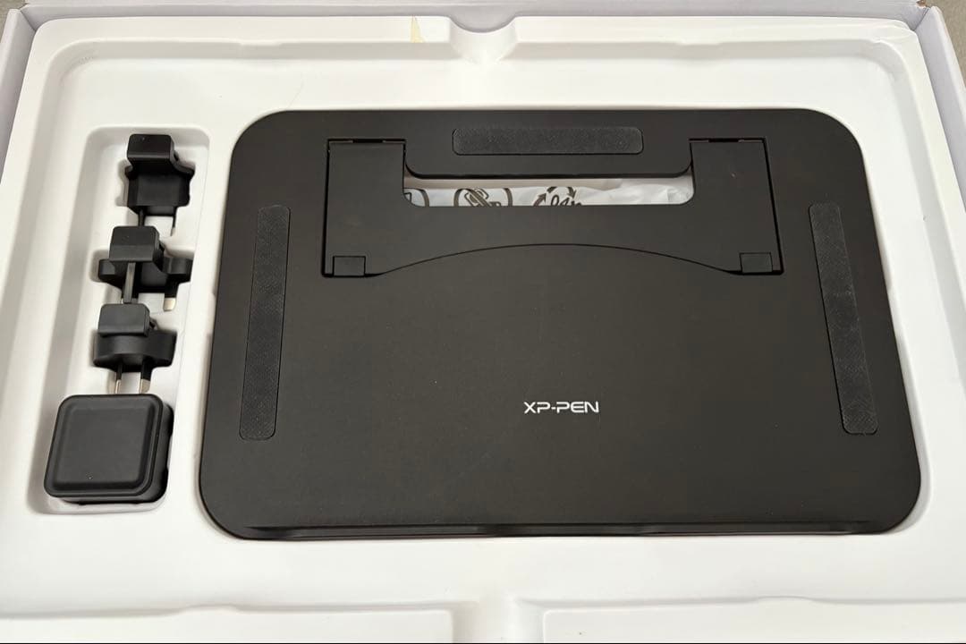 セール中！xp_pen artist 15.6 pro 保護フィルムおまけ付き